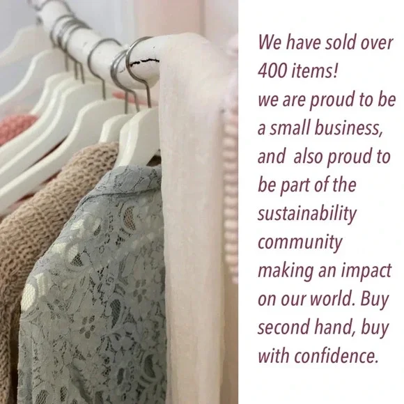 Anne Klein logo wallet on a chain/crossbody. Color: Evergreen EUC - Picture 14 of 15